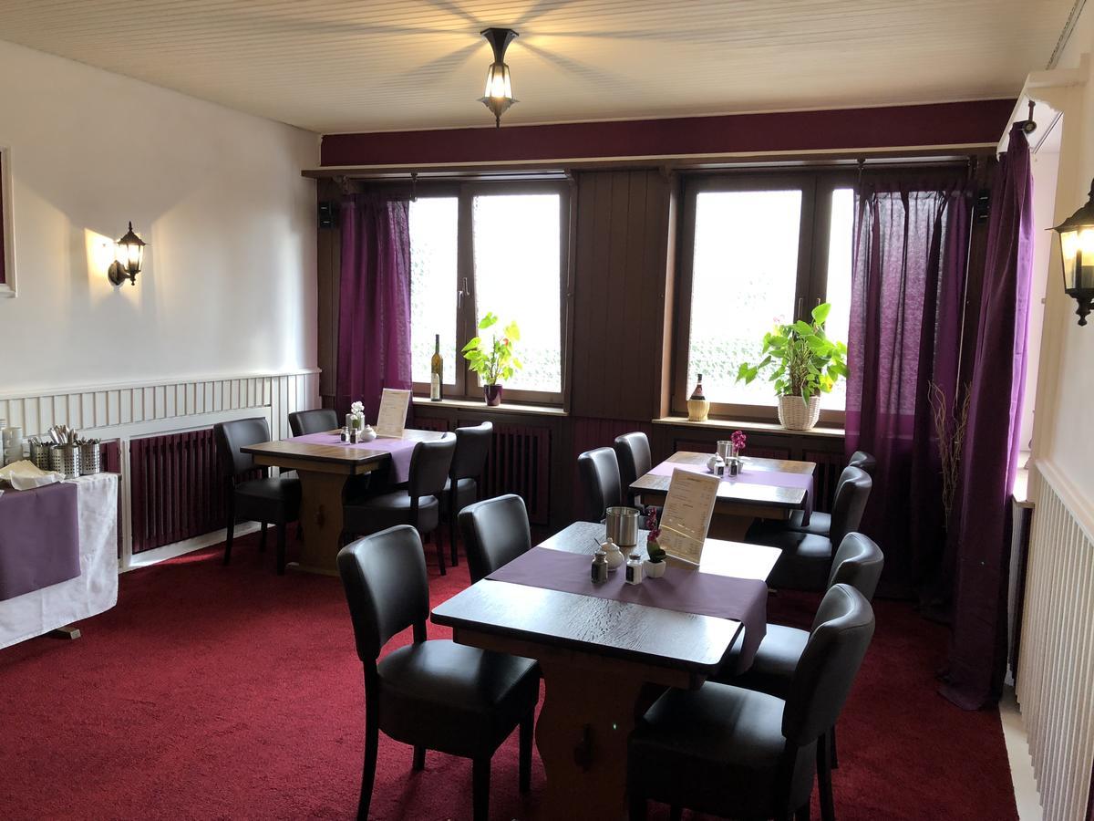 Hotel Restaurant Lenhsen Elmpt Esterno foto